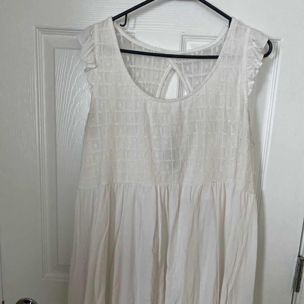 Torrid off white top